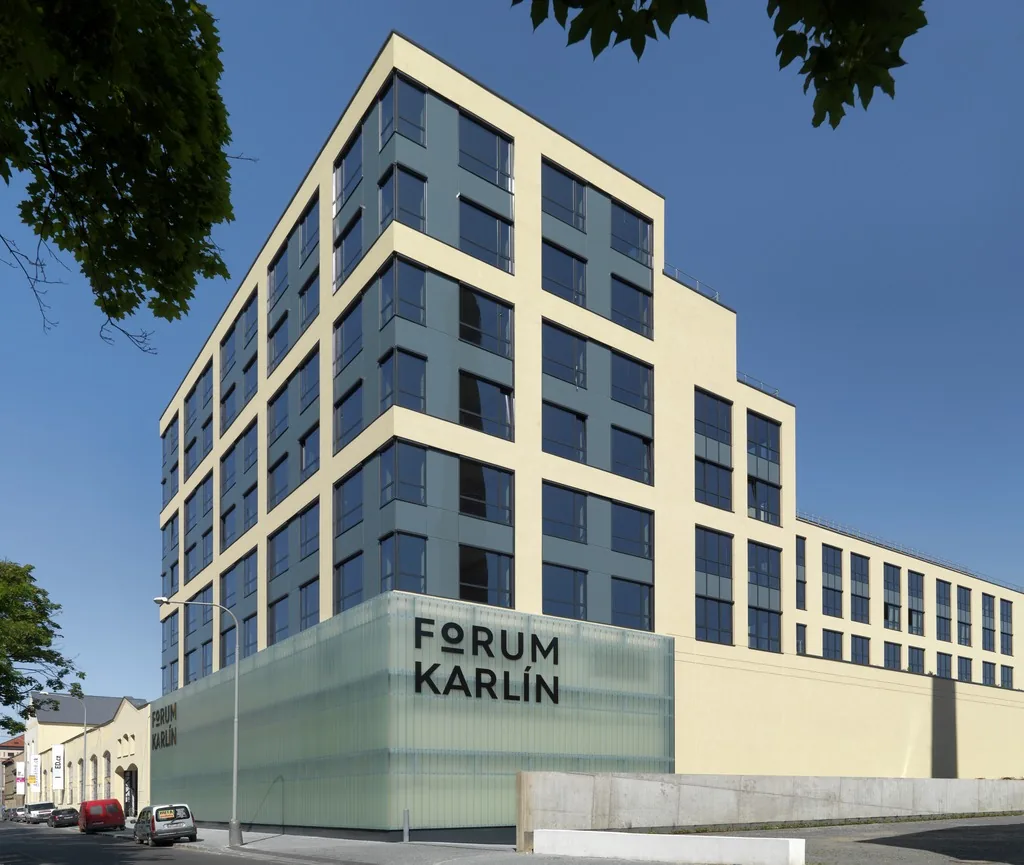 FORUM KARLÍN