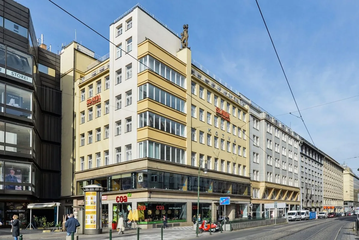 REVOLUČNÍ 1 A 3